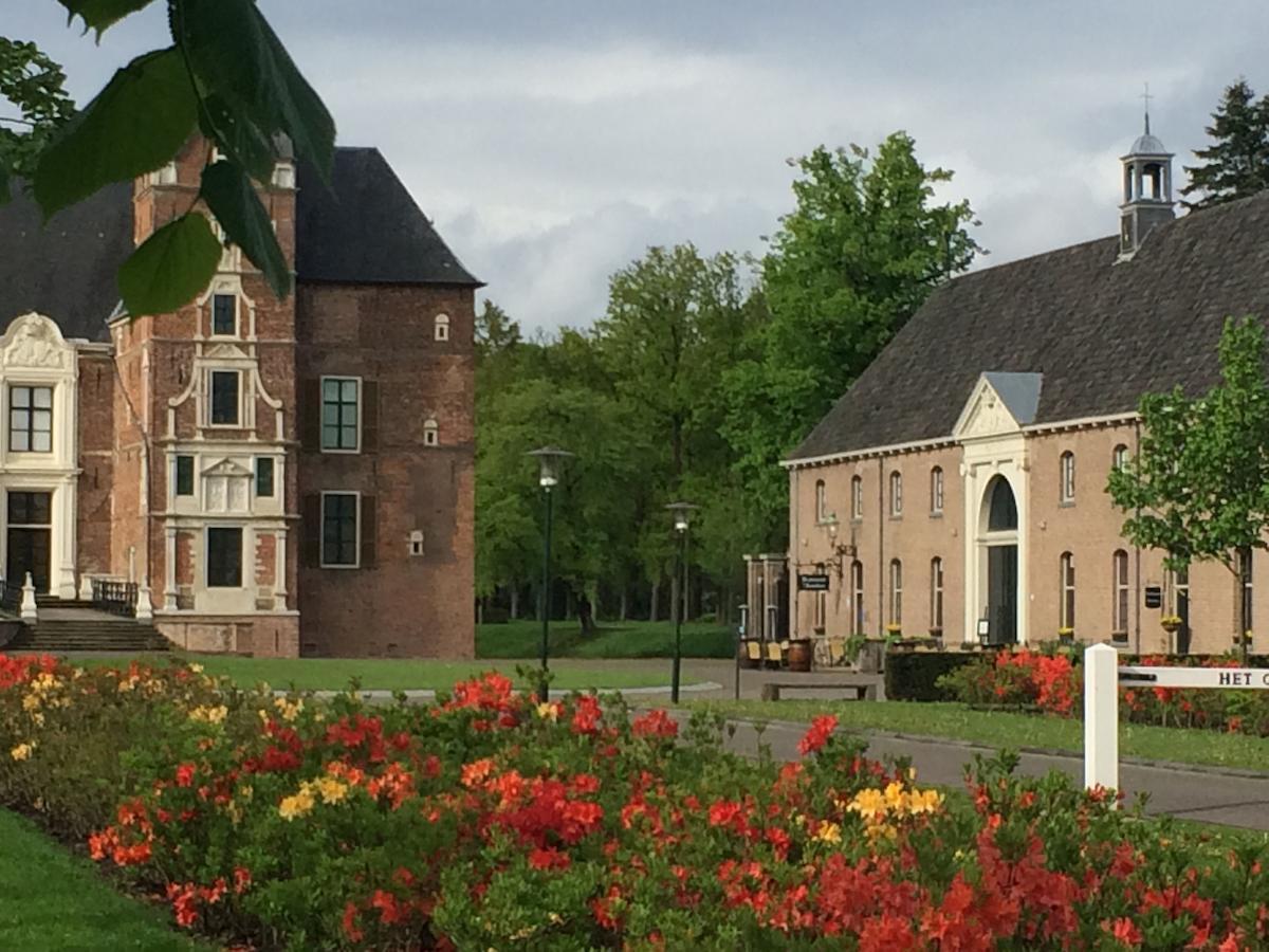 Bed And Breakfast "Kasteelzicht" Vaassen Exteriör bild